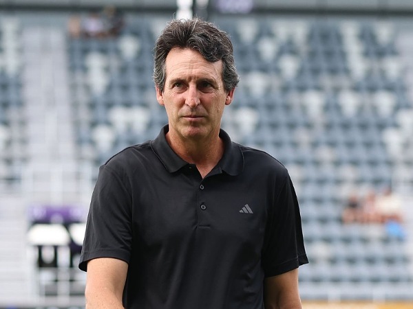 Unai Emery Tegaskan Struktur Tim Lebih Penting dari Belanja Besar